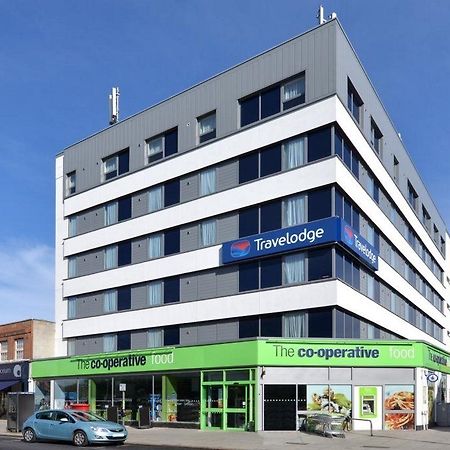 Travelodge London Raynes Park Ngoại thất bức ảnh